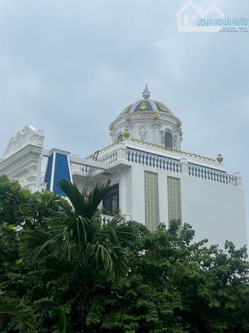 Biệt Thự Võ Nguyên Giáp cạnh bên Aeon mall Huế