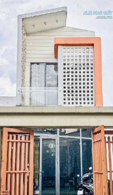 🏡 Nhà 3 tầng đường SONG HÀNH, Phường TÂN HƯNG THUẬN, Q12 , DT 114.1m² (4.2/5x25) Hẻm Oo