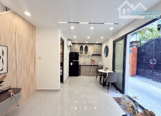 Vị trí đẹp NKKN cách Hoàng Sa 20 m quận 3