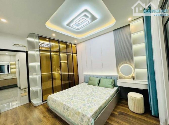 🔈Nhà đẹp Xuân Thủy, 43m², vài chục m ra ô tô, ngõ rộng thoáng, full nội thất. 10 tỷ Có