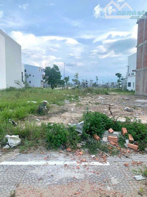 ĐẤT KQH HƯƠNG SƠ (KV7) SẠCH SẼ 80 m2