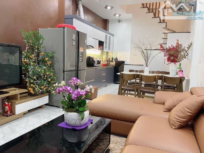NHÀ ĐẸP AN THỌ – AN KHÁNH, HĐ – 4 TẦNG, FULL NỘI THẤT – NGÕ THÔNG, Ô TÔ CỰ GẦN