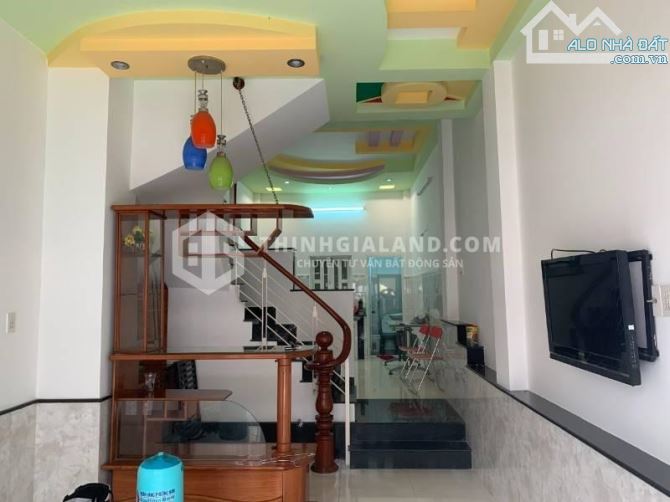 BÁN NHÀ ĐẸP 1 TRỆT 2 LẦU 1 ĐƯỜNG LÝ THƯỜNG KIỆT PHƯỜNG 1 VŨNG TÀU
