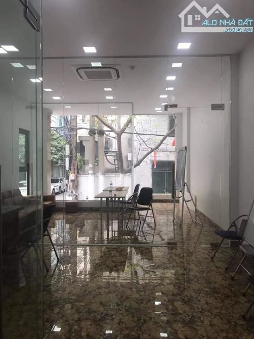 BÁN NHÀ PHỐ PHẠM TUẤN TÀI, VỈA HÈ, THANG MÁY, KINH DOANH, 52M, 32 tỷ