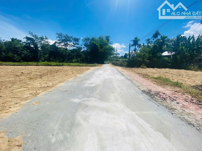 Sos!!!Mở bán 03 lô liền kề đất nền Duy Vinh 735tr/160m2 -cách Cẩm Kim- Hội An 500m