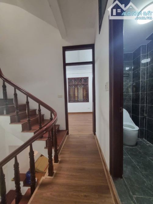 BÁN NHÀ ĐẸP PHỐ NGUYỄN TRÃI – 42M², 5 TẦNG, 6PN – GIÁ 6,38 TỶ
