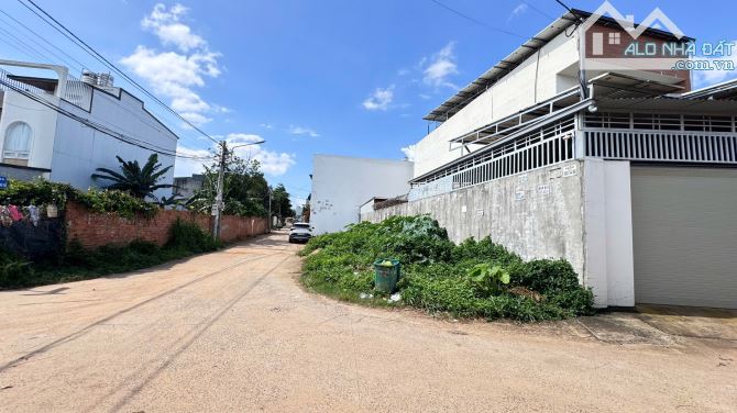 LÔ GÓC 2 MẶT TIỀN HẺM 124 ĐỒNG KHỞI TÂN LỢI: GIÁ 2.95 tỷ