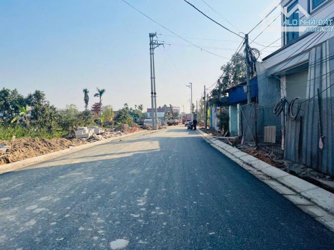Bán lô đất trục chính Xã Nam Sơn, An Dương  110m giá 2,8x tỷ