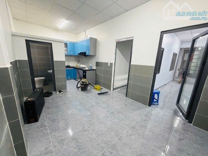 NHÀ MỚI 84m2 SẴN Ở. HẺM XE HƠI THÔNG - NGAY CAO ĐẲNG CÔNG THƯƠNG TĂNG NHƠN PHÚ TP. THỦ ĐỨC