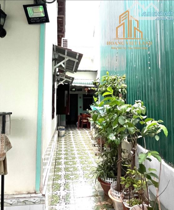 BÁN ĐẤT TẶNG NHÀ MẶT TIỀN ĐƯỜNG HÙNG VƯƠNG. DT 7,2x28m (NỞ HẬU 10,2m) TC 100%