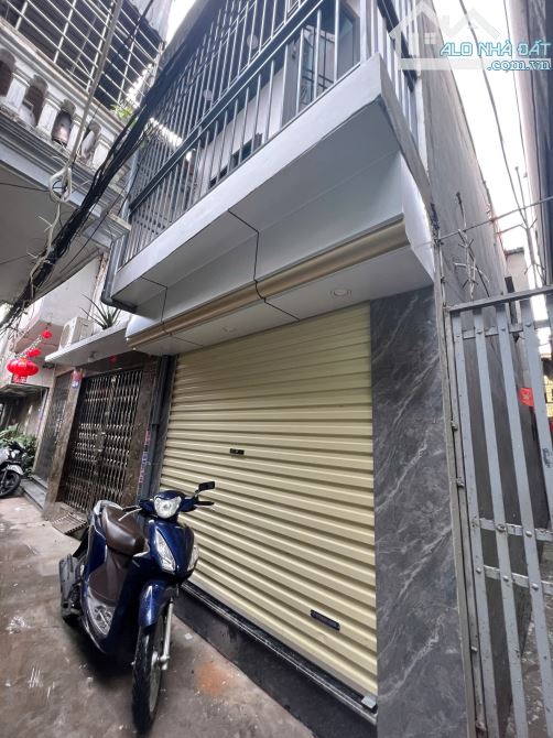 Bán nhà nhỏ xinh căn góc tuyền 2 Miếu Hai Xã