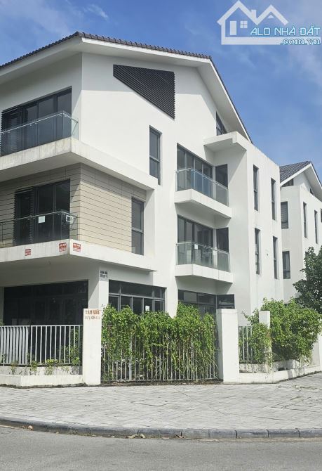 Bán cắt lỗ gấp căn BT 198m2 khu An Quý Dương Nội Nam Cường
