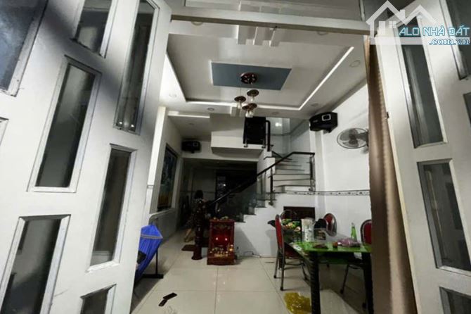 Bán nhà hẻm xe hơi, Đường Số 4, Thủ Đức, 41 m² (4m x 10m), 2 tầng - Giá 4.6 tỷ TL