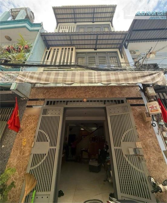 Bán nhà 4 tầng đẹp, 42m2 (4x11), HXH Gần Văn Cao, Nguyễn Sơn, Giáp Tân Phú - Chỉ hơn 5 tỷ