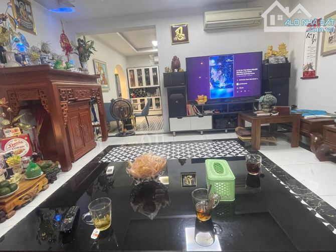 💚SIÊU PHẨM 450m2TẦNG 2 CHUNG CƯ THẤP TẦNG ĐỀN LỪ-MẶT PHỐ TÂN MAI-CĂN GÓC 3 THOÁNG-KD CAFE