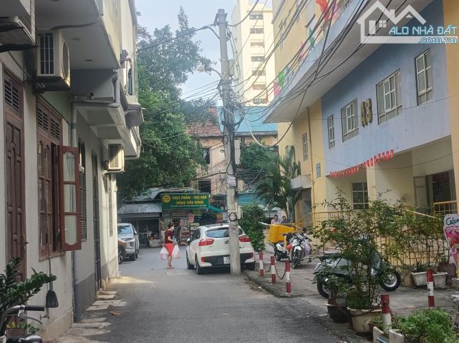 Phùng Hưng Hà Đông ô tô gần mặt phố, hiếm, giá ổn 4 tầng 37m chỉ 9.1 tỷ