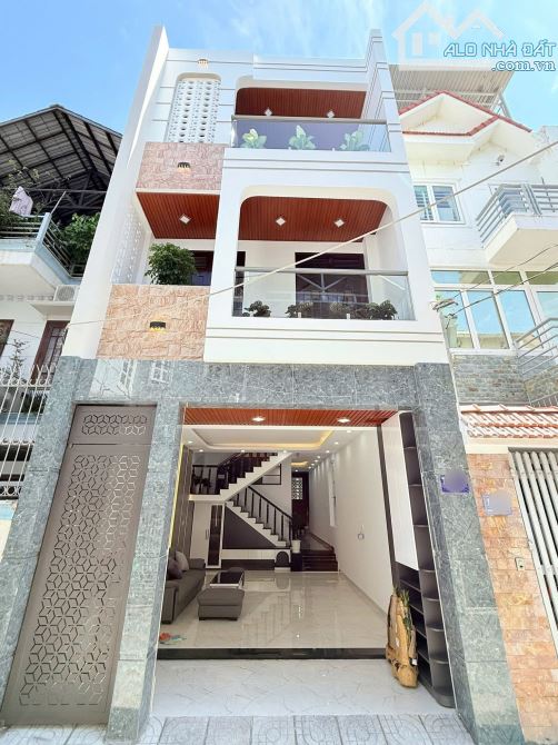 ☀️ BÁN NHÀ 1T2L MỚI ĐẸP ĐƯỜNG HOÀNG HOA THÁM GẦN BIỂN BÃI SAU - HOÀN CÔNG GIÁ 9.5 TỈ