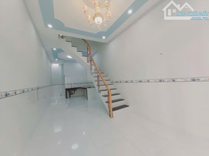 BÁN NHÀ ĐẸP 1 TRỆT 1 LẦU GẦN NGÃ 4 CHỢ BH Giá 2ty1 (Phường Quang Vinh)