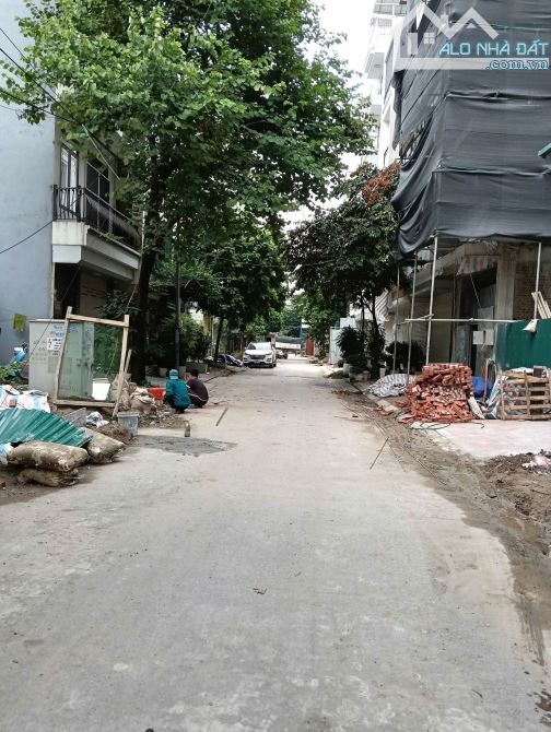 Hiếm! Lê Trọng Tấn, Dương Nội, DT 50m2, MT 5m, ô tô tránh, vỉa hè, giá 15.5 tỷ