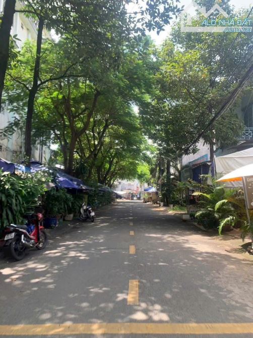 Bán Lô Đất SH Thổ cư, Khu Gia Viên Tân Hiệp, 4,2 x 17,6m Giá 3,3 tỷ