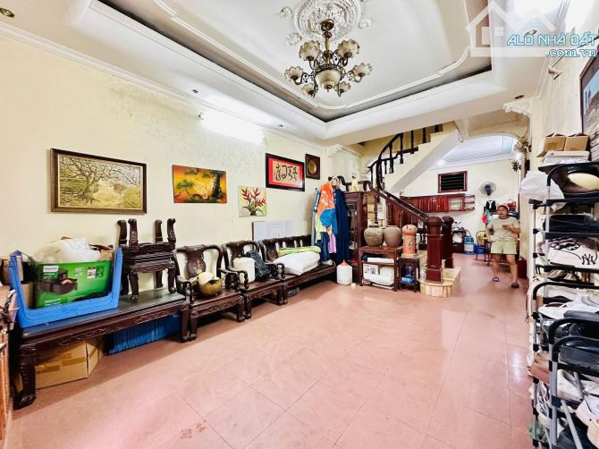 DƯƠNG QUẢNG HÀM 48M², 4 TẦNG, MT 4.1M, 15.8 TỶ – NGÕ THÔNG Ô TÔ, KINH DOANH, GẦN PHỐ