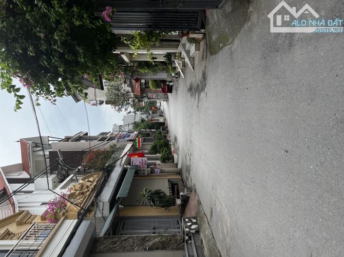 Cần bán gấp lô đất 66 mét vuông, giá 3.tỷ có thương lượng