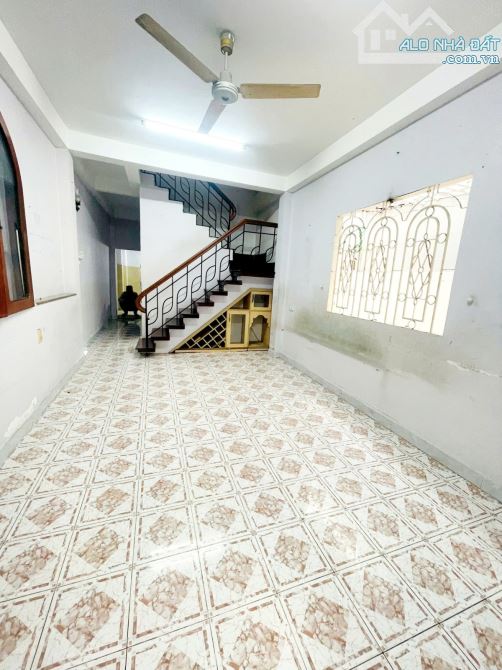 Ngộp bank, gấp bán nhà 125/... Lê Hoàng Phái, F17, Gò Vấp, 67m2, 2 tầng, 3PN, nhỉnh 4 tỷ