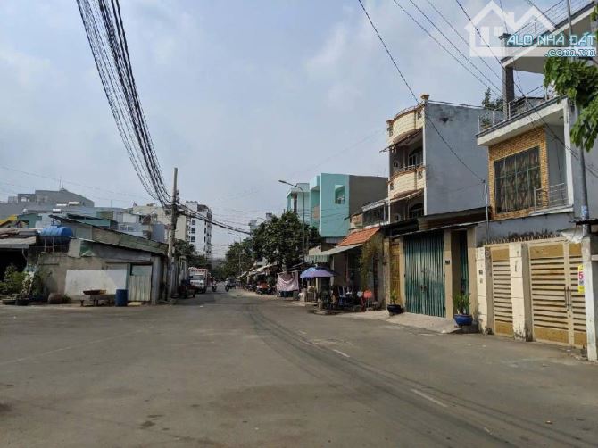 Mặt tiền đường số 1 Lý Phục Man vị trí kinh doanh Bình Thuận Q7, 3 tầng 4x28m chỉ 11.5 tỷ