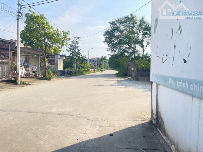 Hơn 20tr,đất tổ 9 Quang Minh,ngõ thông ô tô,sổ đỏ chính chủ,dân cư hiện hữu