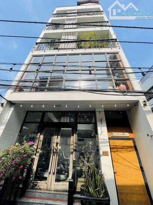 BÁN  HOMESTAY 7 TẦNG THANG MÁY - GARA Ô TÔ PHỐ NGỌC THUỴ. DT: 115m. MT: 6M. GIÁ 26.9 TỶ.