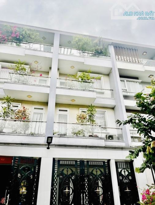 Mặt tiền khu Tên Lửa - Phân lô chuẩn - 4 tầng - 4m x 20m - 4PN - An ninh