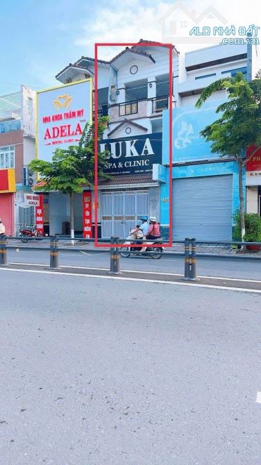 Bán nhà 2 lầu mặt tiền đường Trần Hoàng Na khu Hồng Phát sổ hồng hoàn công tiện kinh doanh