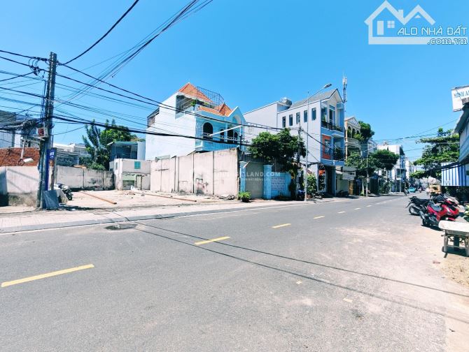 BÁN ĐẤT MẶT TIỀN ĐỒ CHIỂU GẦN PHỐ ĐI BỘ BÃI TRƯỚC ĐƯỜNG 13M CÓ VỈA HÈ 95m2 FULL THỔ CƯ