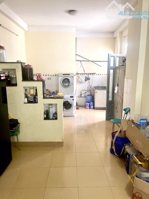 [QUẬN 7 - Gấp Bán] Nhà 70m2 x 3 Tầng - Hẻm Xe Hơi 4 Chỗ - 5 Ngủ , 05 Wc - Sổ Riêng