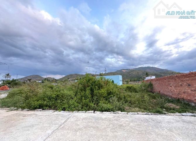 Lô Góc 3 Mặt tIền - Vị trí vàng cạnh trung tâm Nha Trang