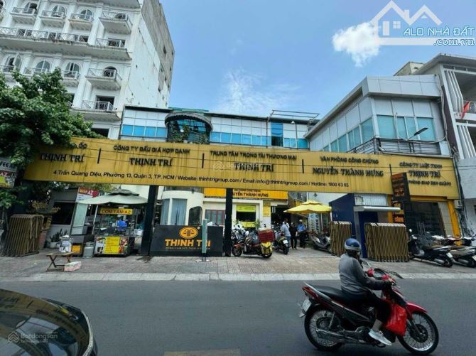 BÁN NHÀ MẶT TIỀN TRẦN QUANG KHẢI, QUẬN 1, 16x17m 3 tầng giá 98 tỷ TL