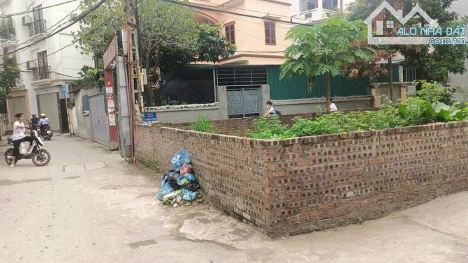 BÁN ĐẤT  ĐÔNG NGẠC - DT 45M2 - MT5.5M - GIÁ 7,5 TỶ  -  Ô TÔ ,THÔNG THOÁNG - KINH DOANH