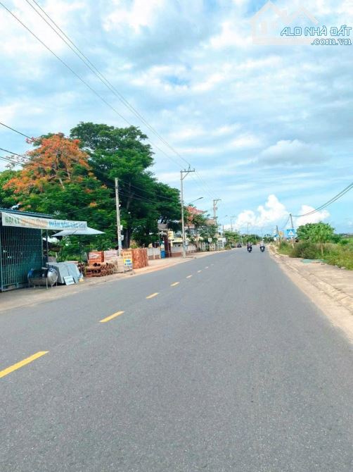 Đất Vàng Trung Tâm Nam Phước- Cách Quốc Lộ 1km- Gần Chợ- 145m2 đường 5m Giá 750 triệu Sẵn