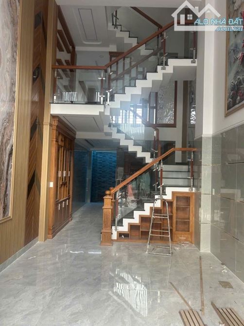 BÁN. NHÀ 5 TẦNG TÂY LÂN – (51m2) 4PN ĐƯỜNG 8M THÔNG  – KHU PHÂN LÔ ĐỒNG BỘ - Chỉ 6.1 Tỷ: S