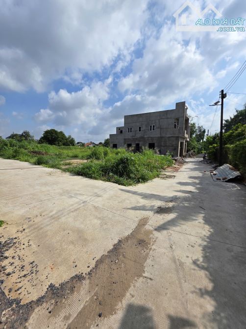 1,7Tỷ TL🔥Bán đất góc 2Mặt Tiền_90m2_Cách đường Phạm Văn Diêu 500m p.Tân Hạnh, Tp.Biên Hòa