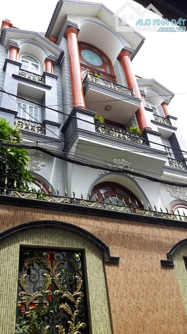 Biệt thự Đặng Văn Ngữ (Phú Nhuận), 6x18m, hầm 6 tầng, giá 29 tỷ