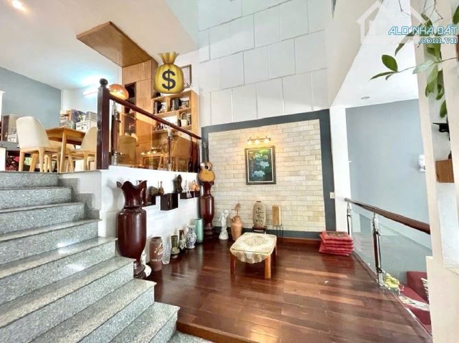NHÀ ĐẸP LÔ GÓC 2 MẶT PHỐ KHU HÓT HÒA CƯỜNG HẢI CHÂU 3 TẦNG MỚI ĐẸP CHỈ 12 TỶ X
