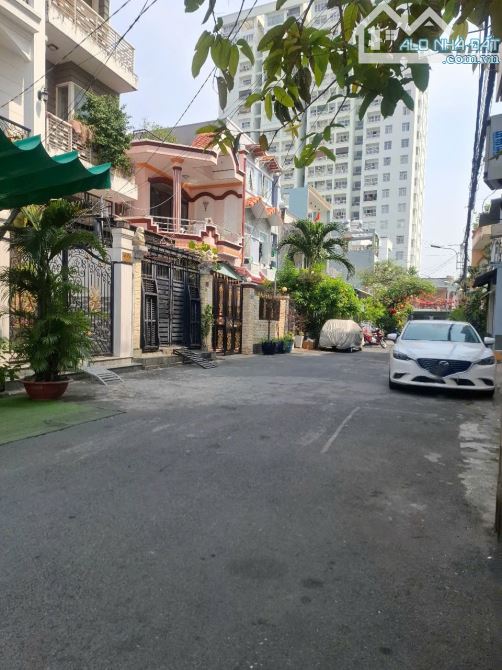 NGUYỄN THỊ THẬP, CHỈ 5,3TỶ, DT 50M2, 3 TẦNG, HẺM ÔTÔ KẾ BÊN, GẦN LOTTE, KHU KIỀU ĐÀM
