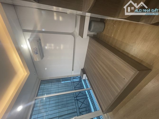 Bán nhà đường quang trung hà đông 5 tầng 3 ngủ đủ công năng cách mặt phố 10m. Giá 5tỷ x