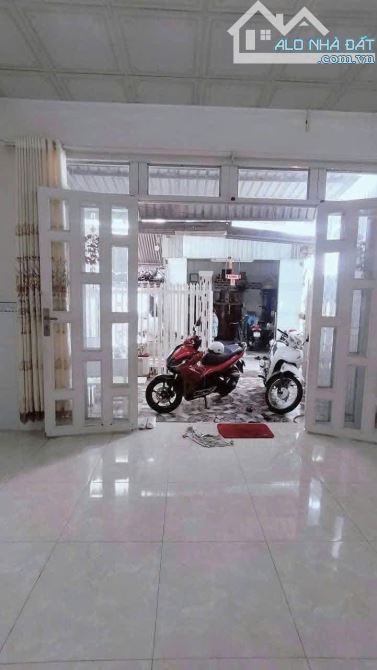 Nhà c4 giá rẻ , sổ riêng hồ văn tắng , củ chi 107m2 giá chỉ 855 triệu