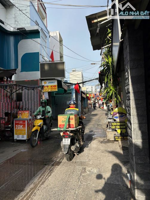 NHÀ NÁT TIỆN XÂY MỚI - KHU VỰC BUÔN BÁN SUNG - 100M2 - NHỈNH 10 TỶ
