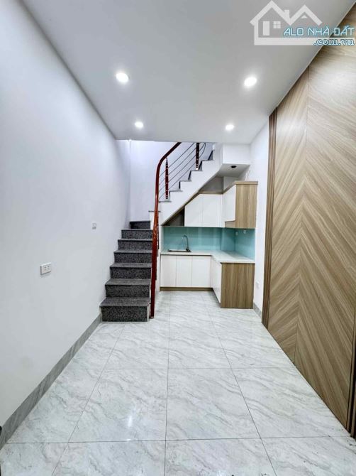 BÁN NHÀ NGÕ 75 GIẢI PHÓNG – 5 TẦNG – GẦN CỔNG ĐẠI HỌC XÂY DỰNG – GIÁ 2.58 TỶ
