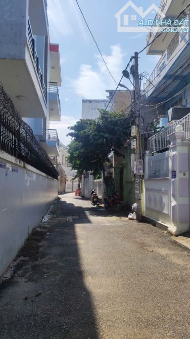 BÁN ĐẤT HẺM Ô TÔ PHẠM HỒNG THÁI - PHƯỜNG 7 - DT 91.5M2 (4.3M*19.75M) NỞ HẬU - GIÁ 6 TỶ