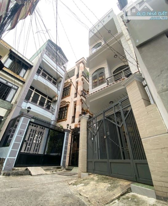 45M2, 4 TẦNG BTCT, BÁN NHÀ THÍCH QUẢNG ĐỨC PHÚ NHUẬN, HẺM TRƯỚC NHÀ 4M, CHỈ 6.6 TỶ.