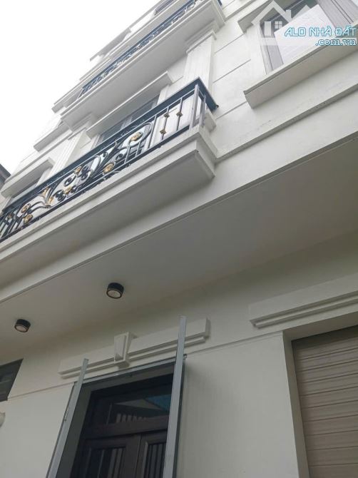 CHO THUÊ BIỆT THỰ - 2 MẶT TIỀN - KINH DOANH - Ô TÔ TRÁNH - PHỐ VĨNH HOÀNG - HOÀNG MAI